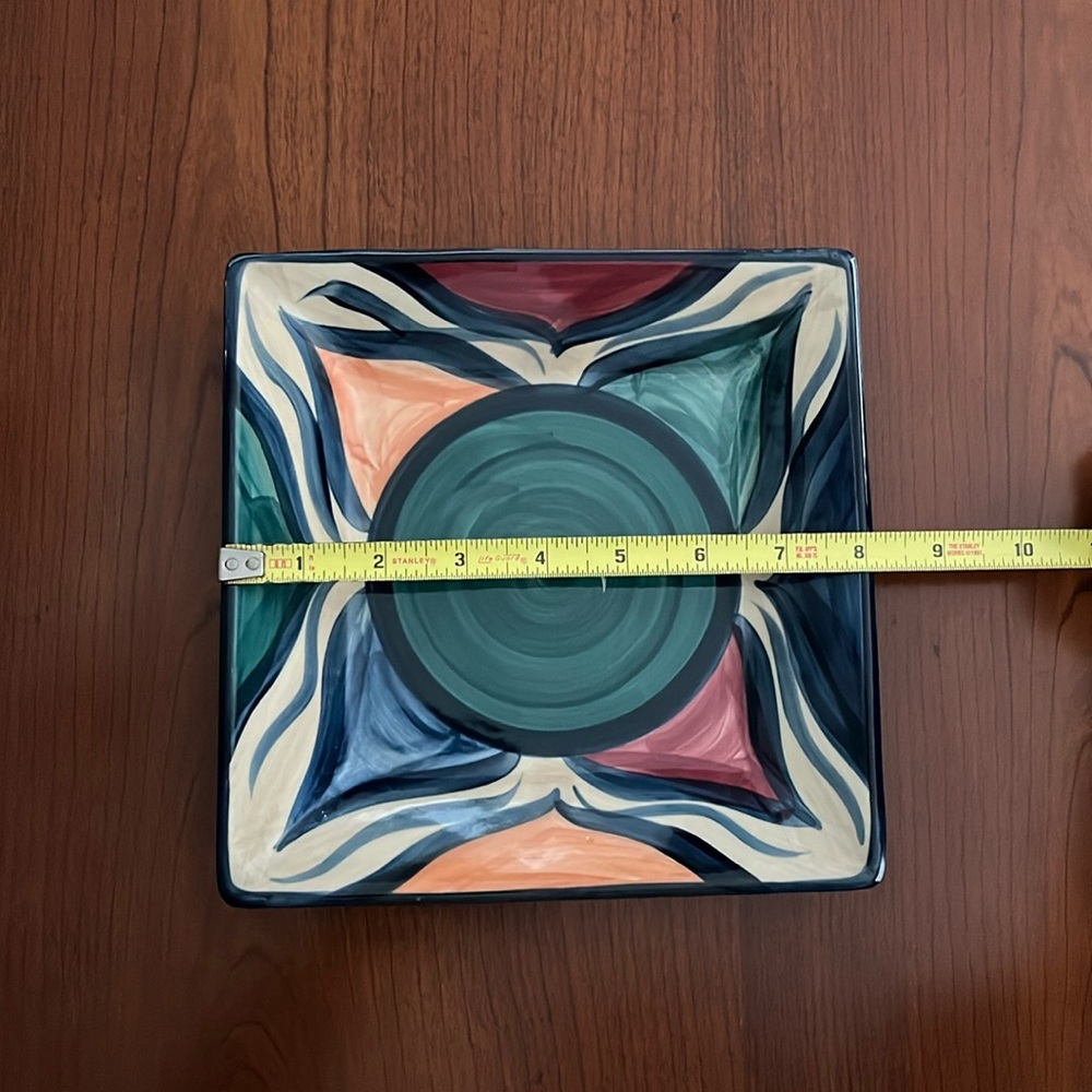 Gail Pittman Square Plates - Picture 2 of 3